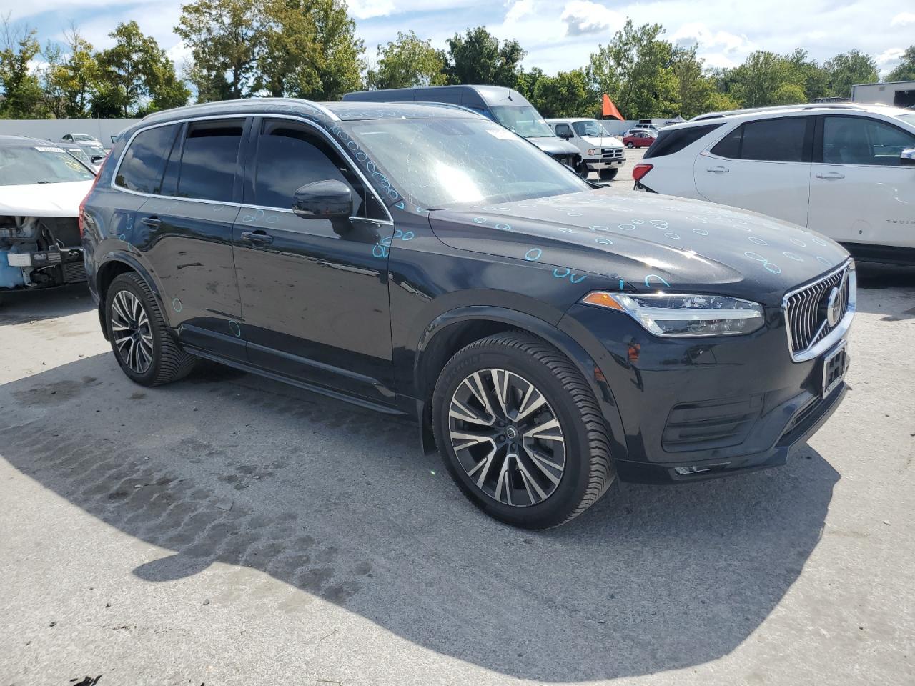 2021 Volvo Xc90 T6 Momentum - Image 4