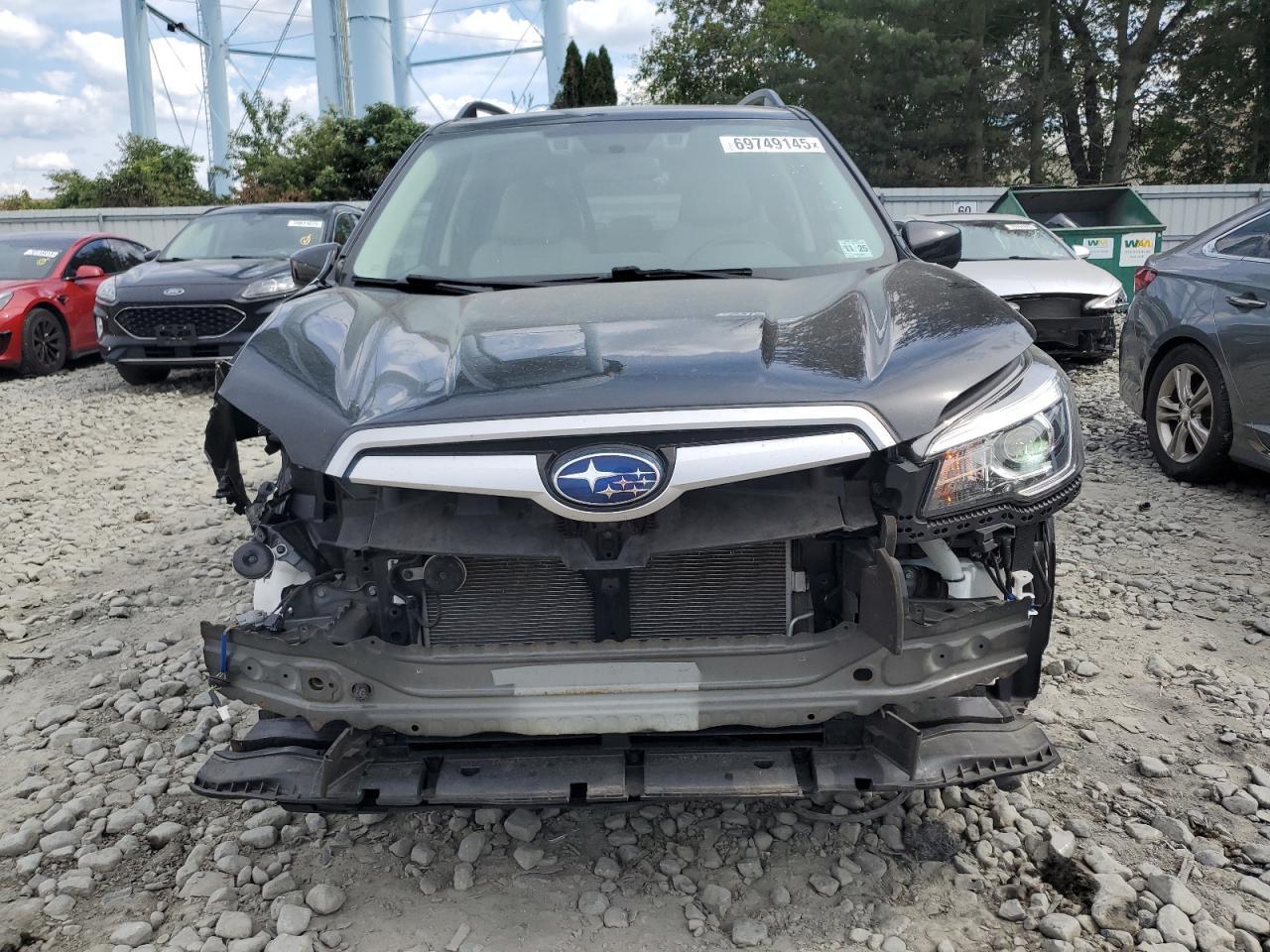 2020 Subaru Forester Premium - Фото 5