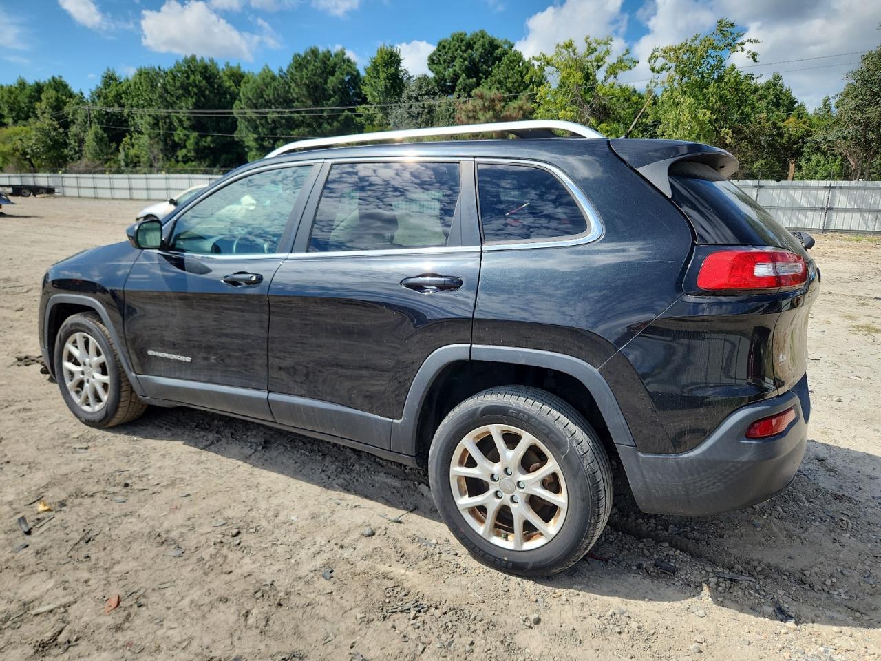 2014 Jeep Cherokee Latitude - Фото 2
