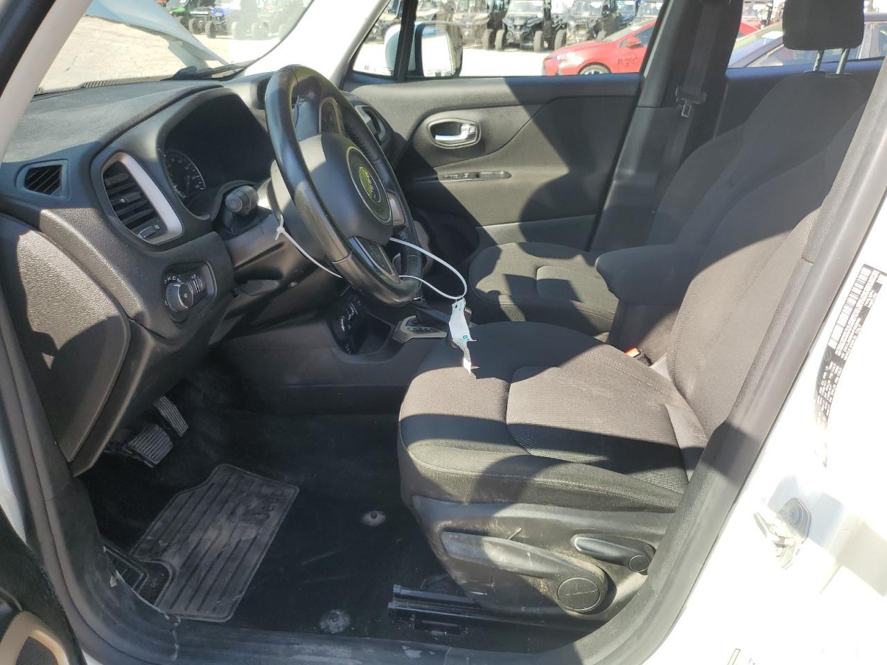 2017 Jeep Renegade Latitude - Фото 7