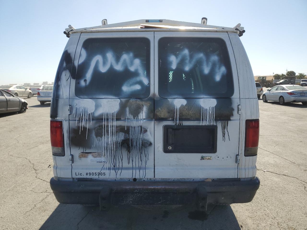 2014 Ford Econoline E250 Van - Фото 6