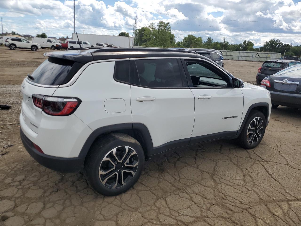 2023 Jeep Compass Limited - Image 3