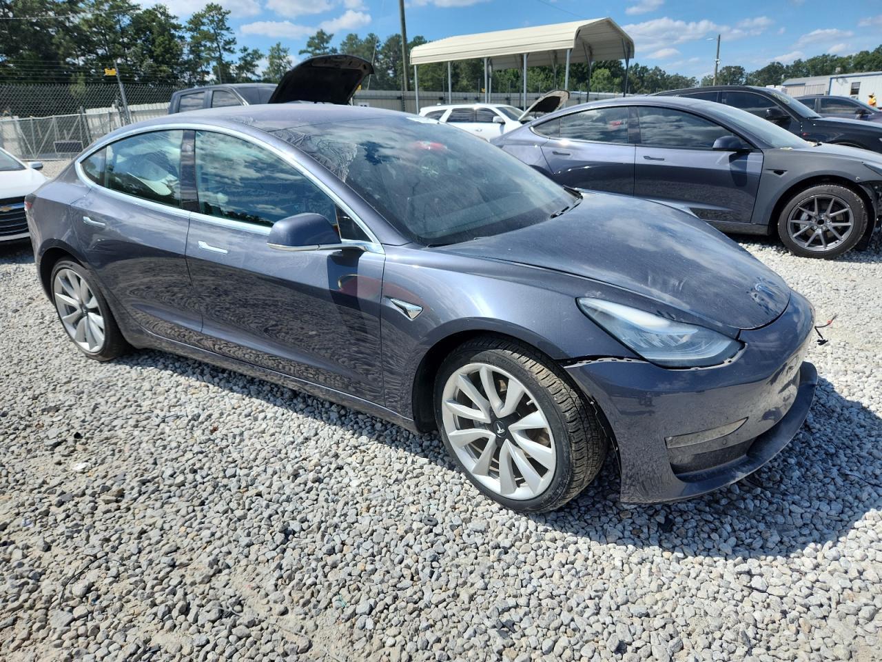 2018 Tesla Model 3 - Фото 4