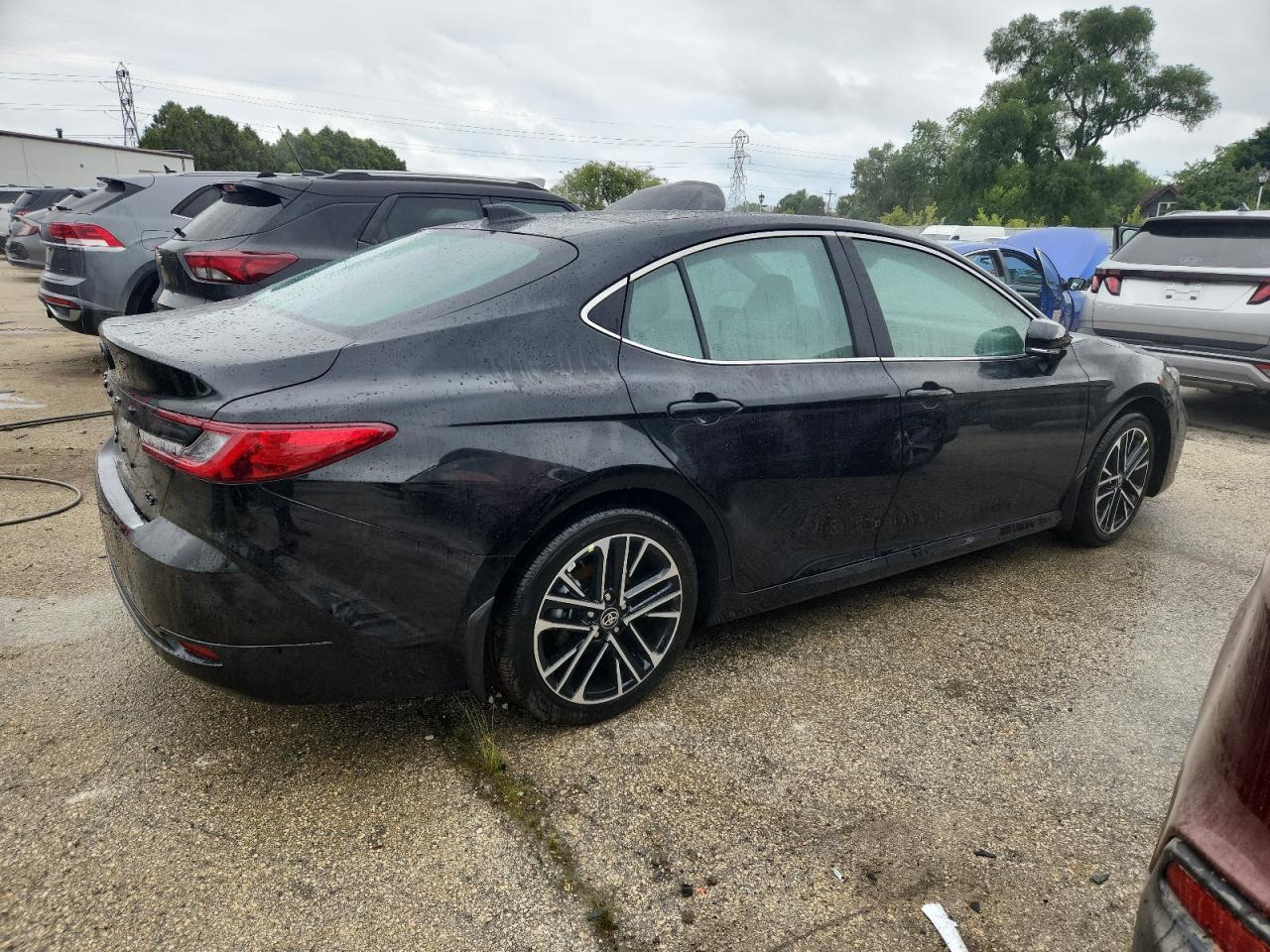 2025 Toyota Camry Xse - Image 3