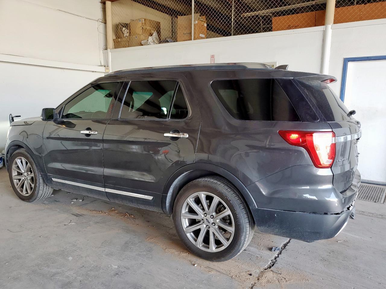 2016 Ford Explorer Limited - Фото 2