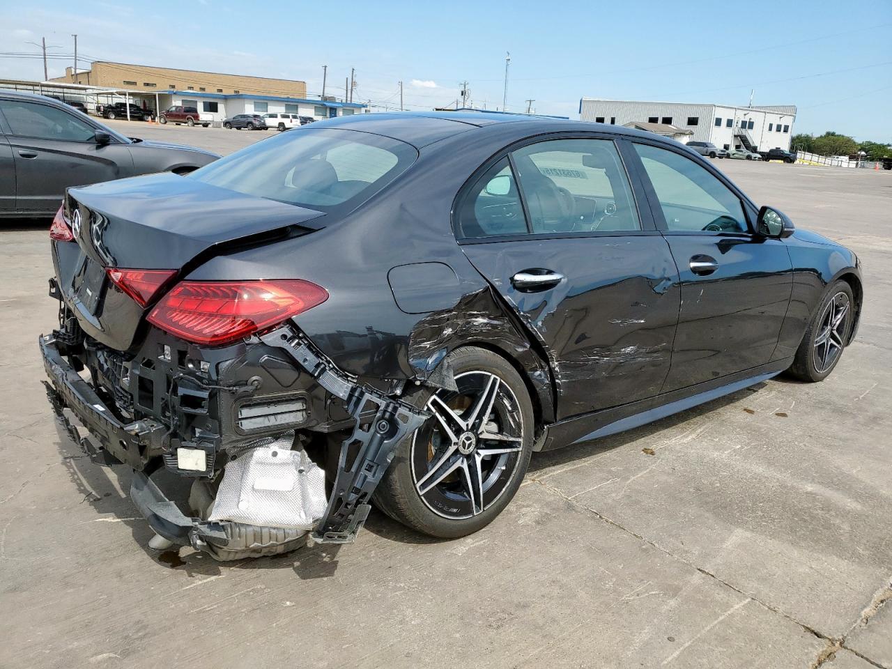 2023 Mercedes-Benz C 300 - Фото 3