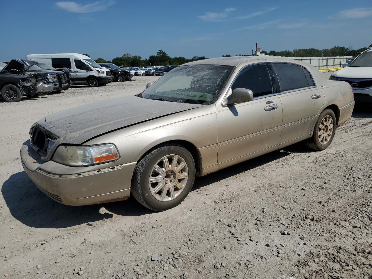 2007 Lincoln Town Car Signature Limited