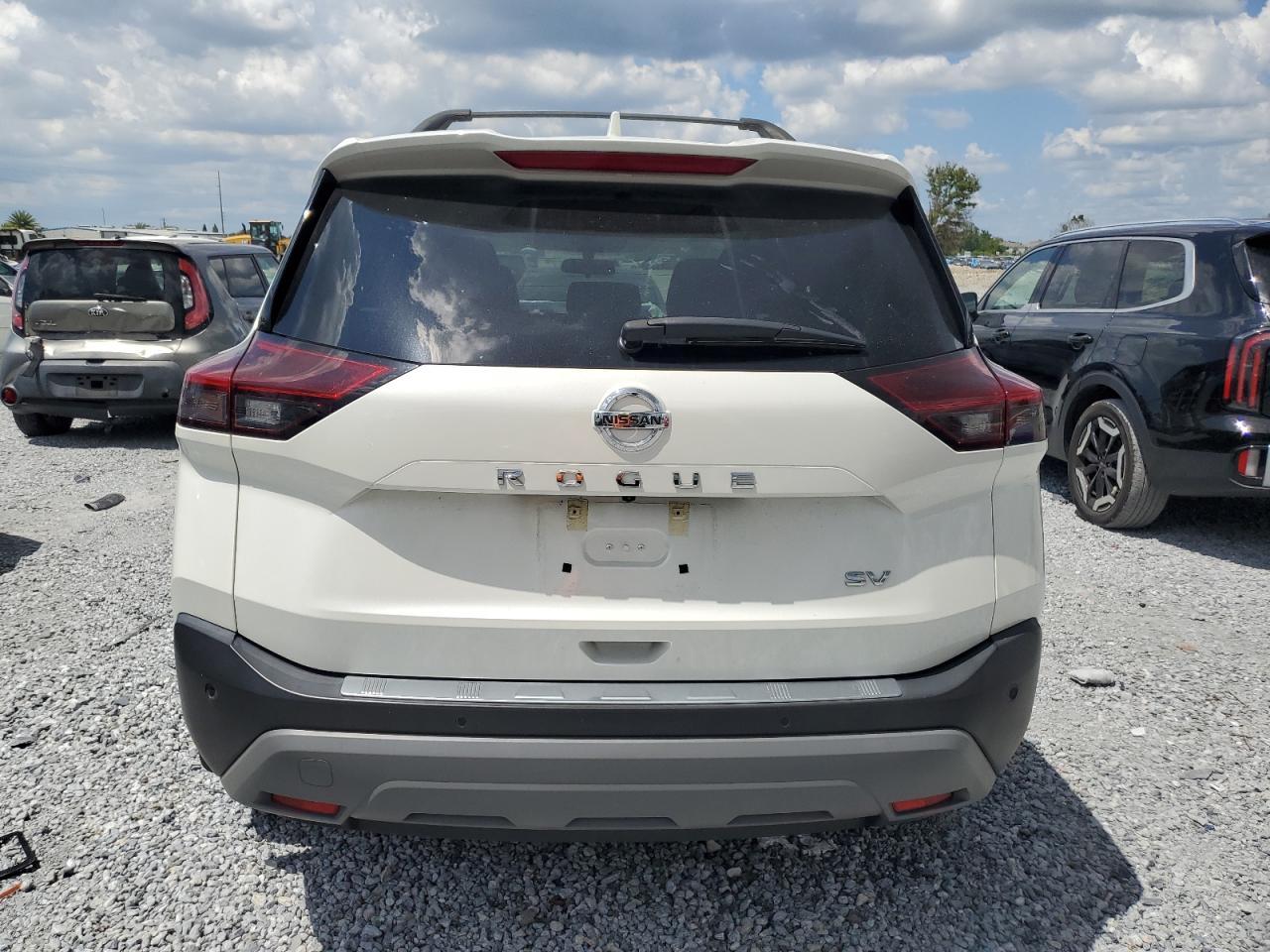 2021 Nissan Rogue Sv - Image 6