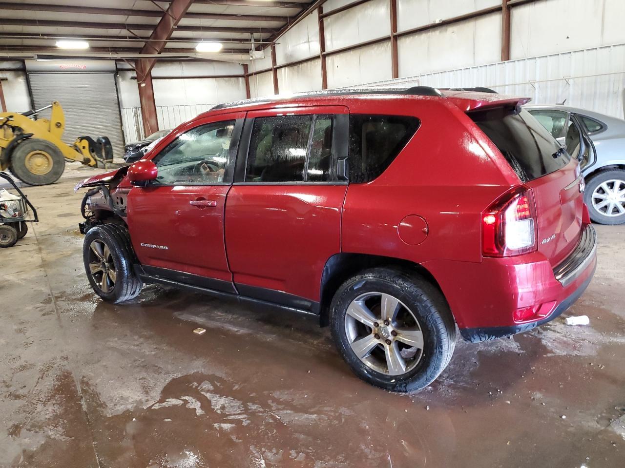 2016 Jeep Compass Latitude - Фото 2