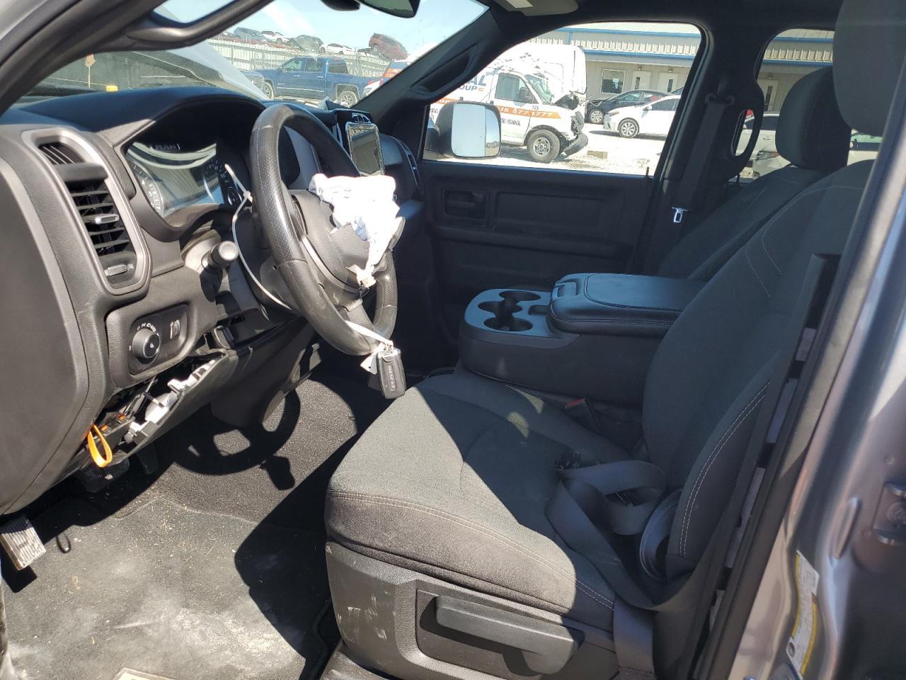 2022 Ram 2500 Tradesman - Image 7