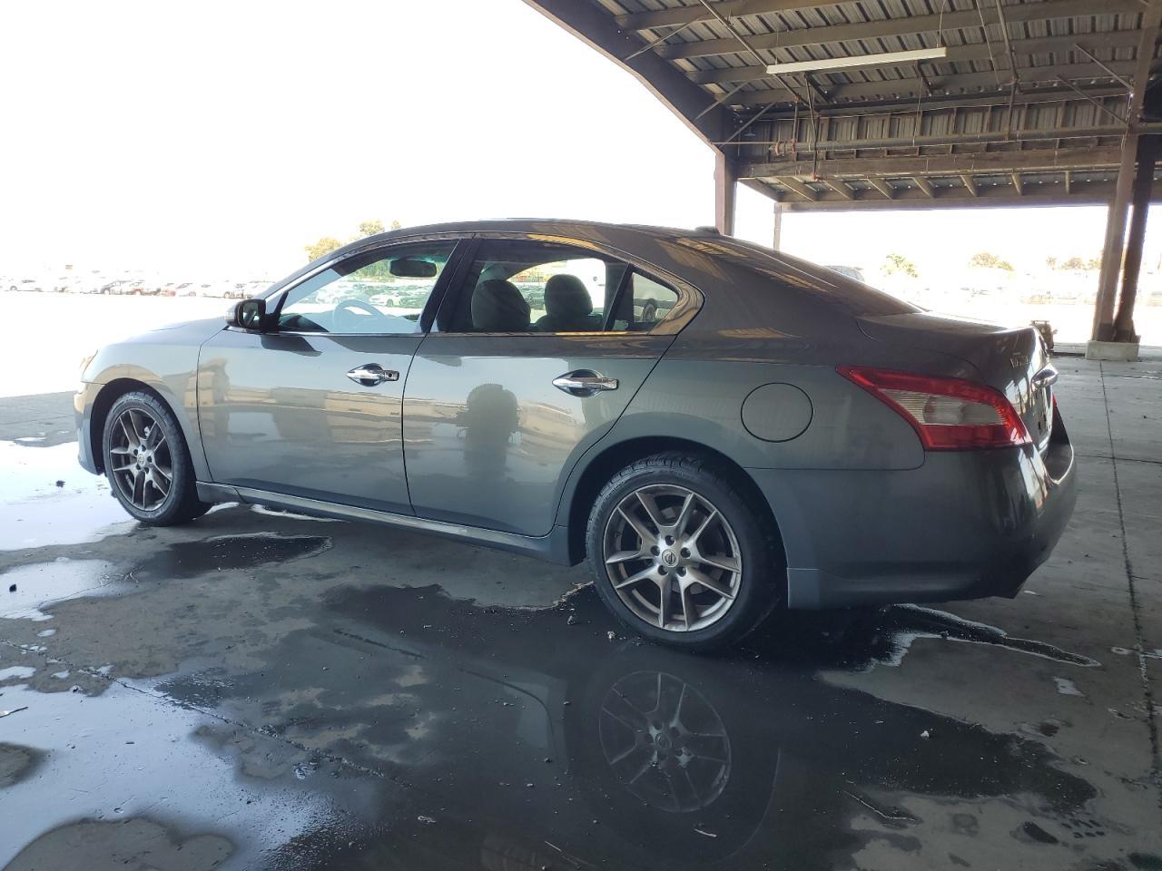 2011 Nissan Maxima S - Фото 2