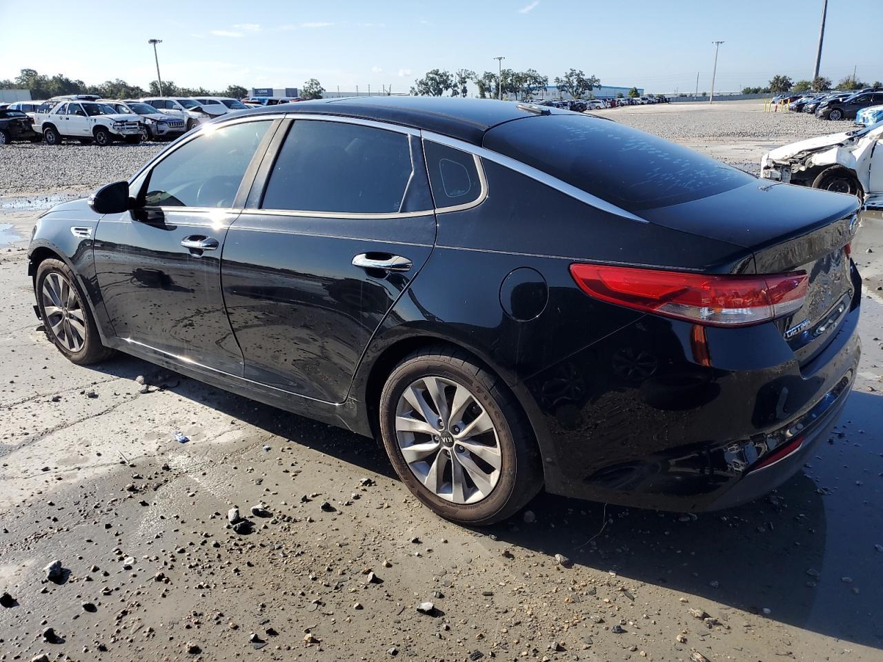 2016 Kia Optima Ex - Фото 2