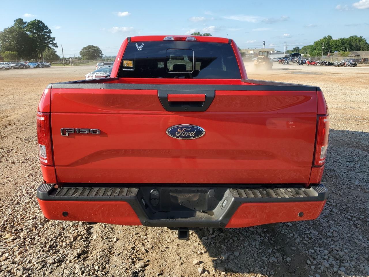 2015 Ford F150 Super Cab - Фото 6