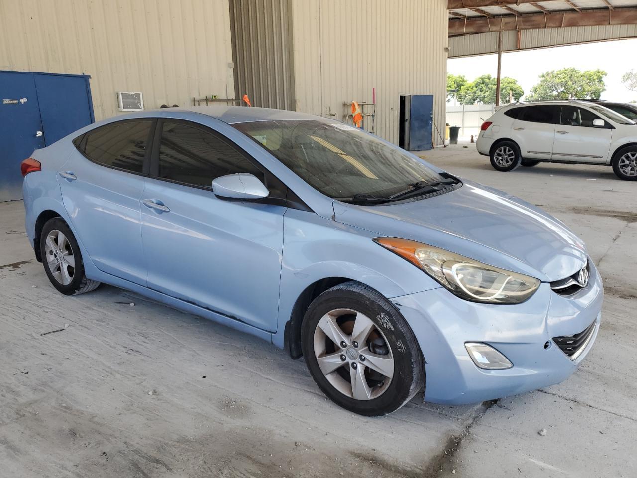 2013 Hyundai Elantra Gls - Фото 4