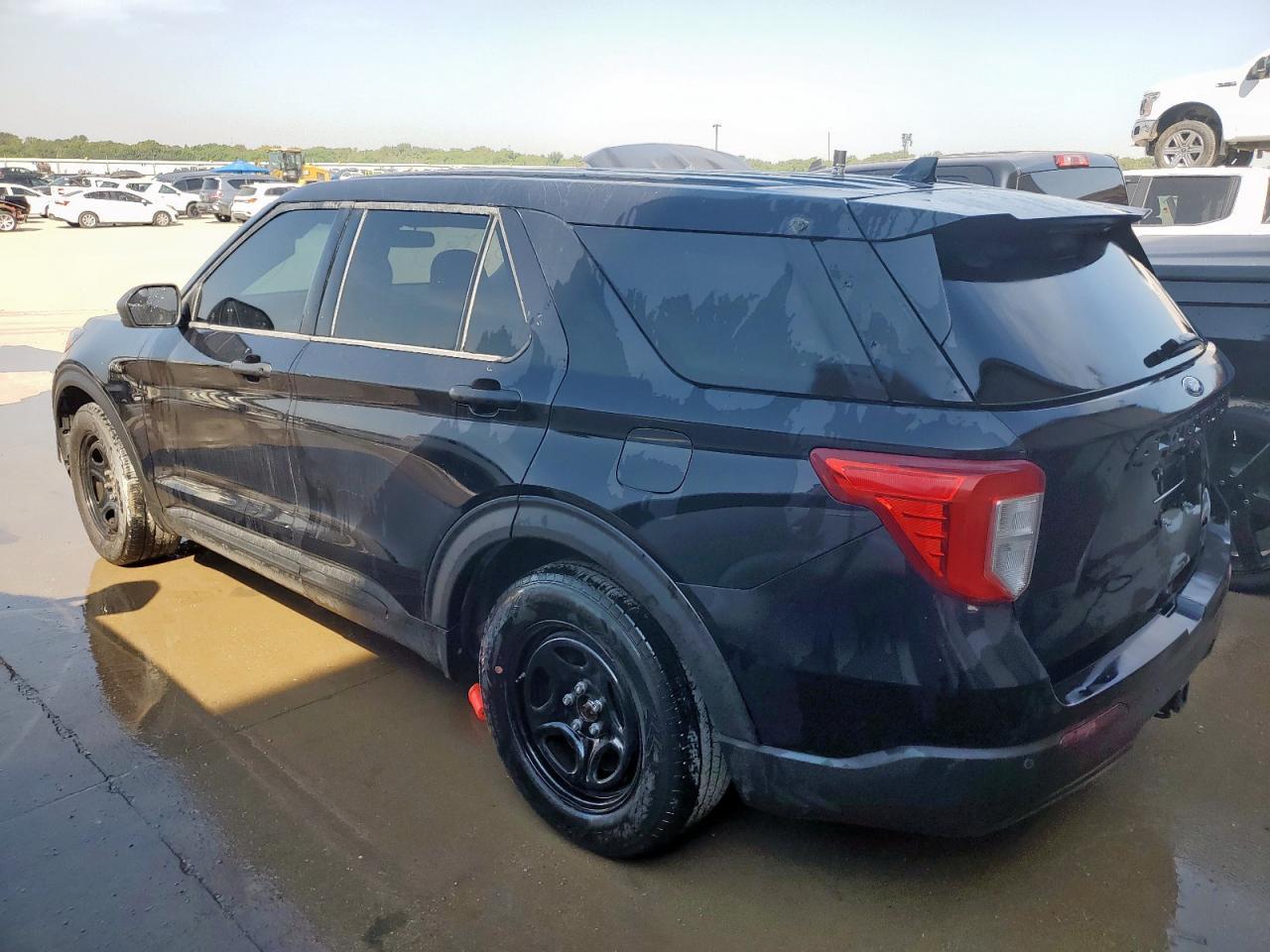 2020 Ford Explorer Police Interceptor - Фото 2