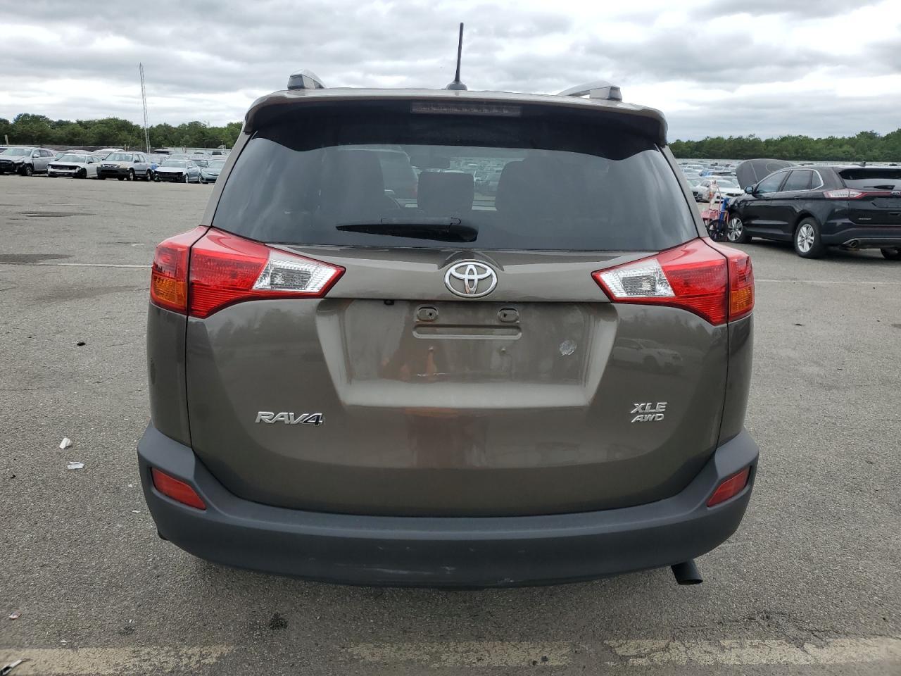 2015 Toyota Rav4 Xle - Image 6