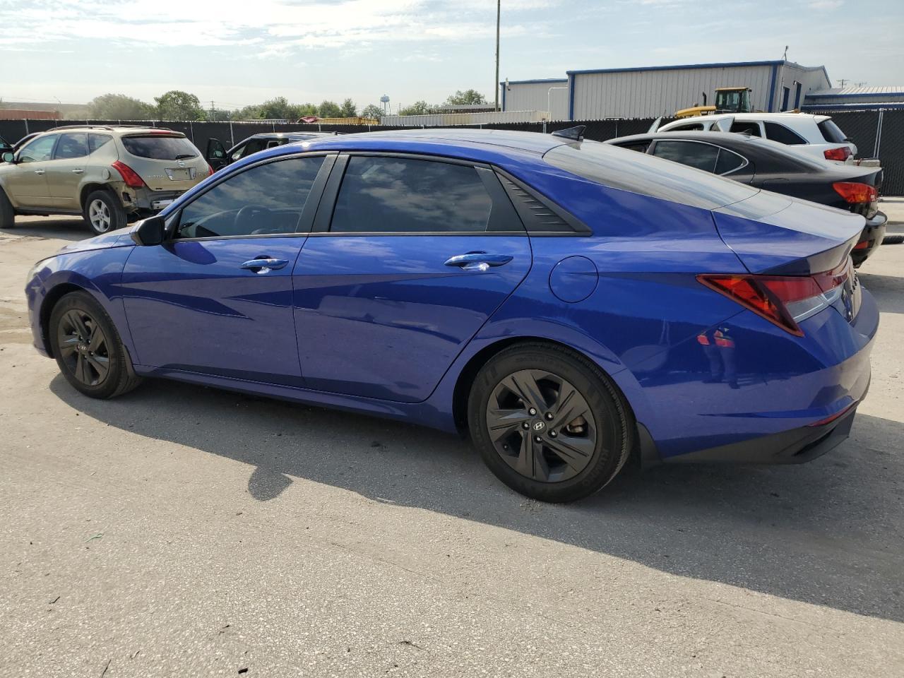 2023 Hyundai Elantra Sel - Фото 2