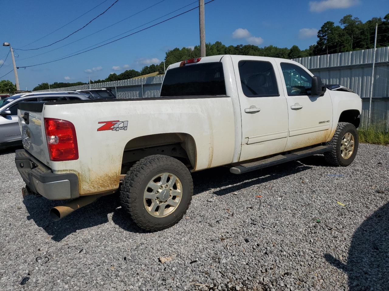 2013 Chevrolet Silverado K2500 Heavy Duty Ltz - Image 3
