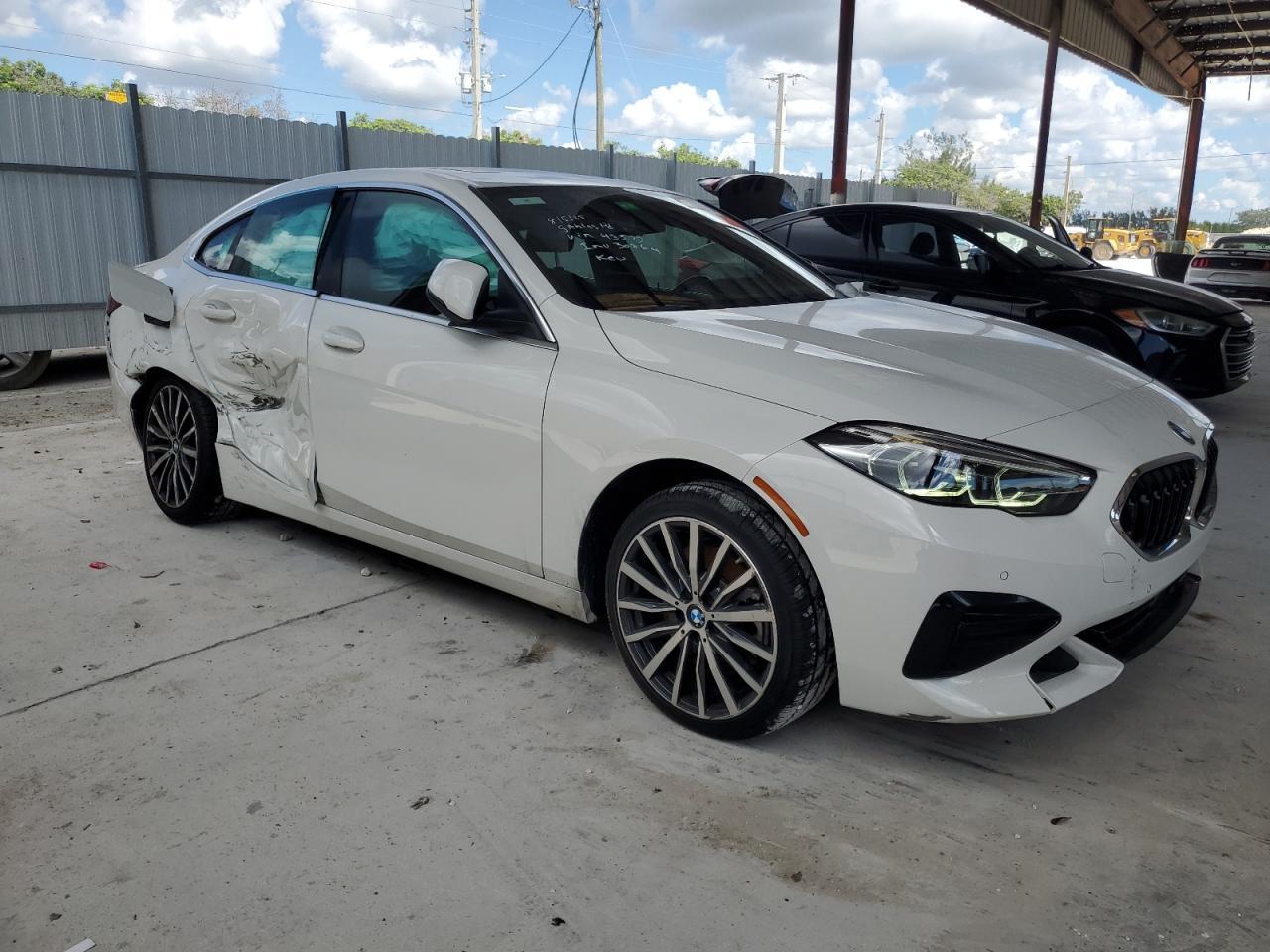2022 BMW 228Xi - Image 4