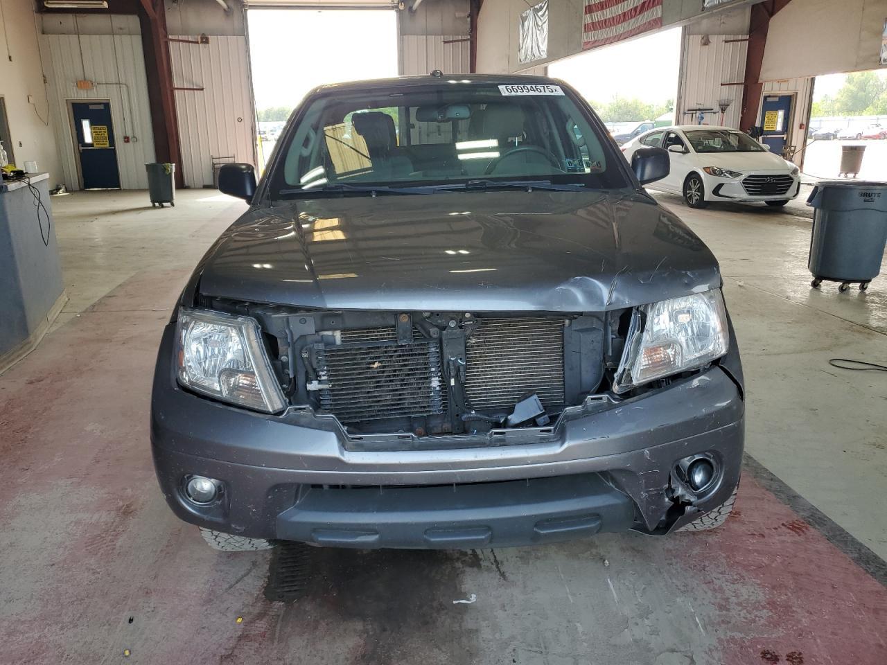2016 Nissan Frontier S - Фото 5