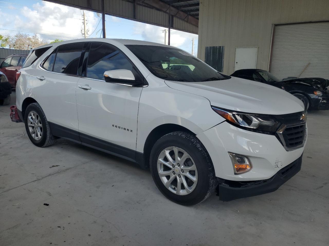 2019 Chevrolet Equinox Lt - Image 4