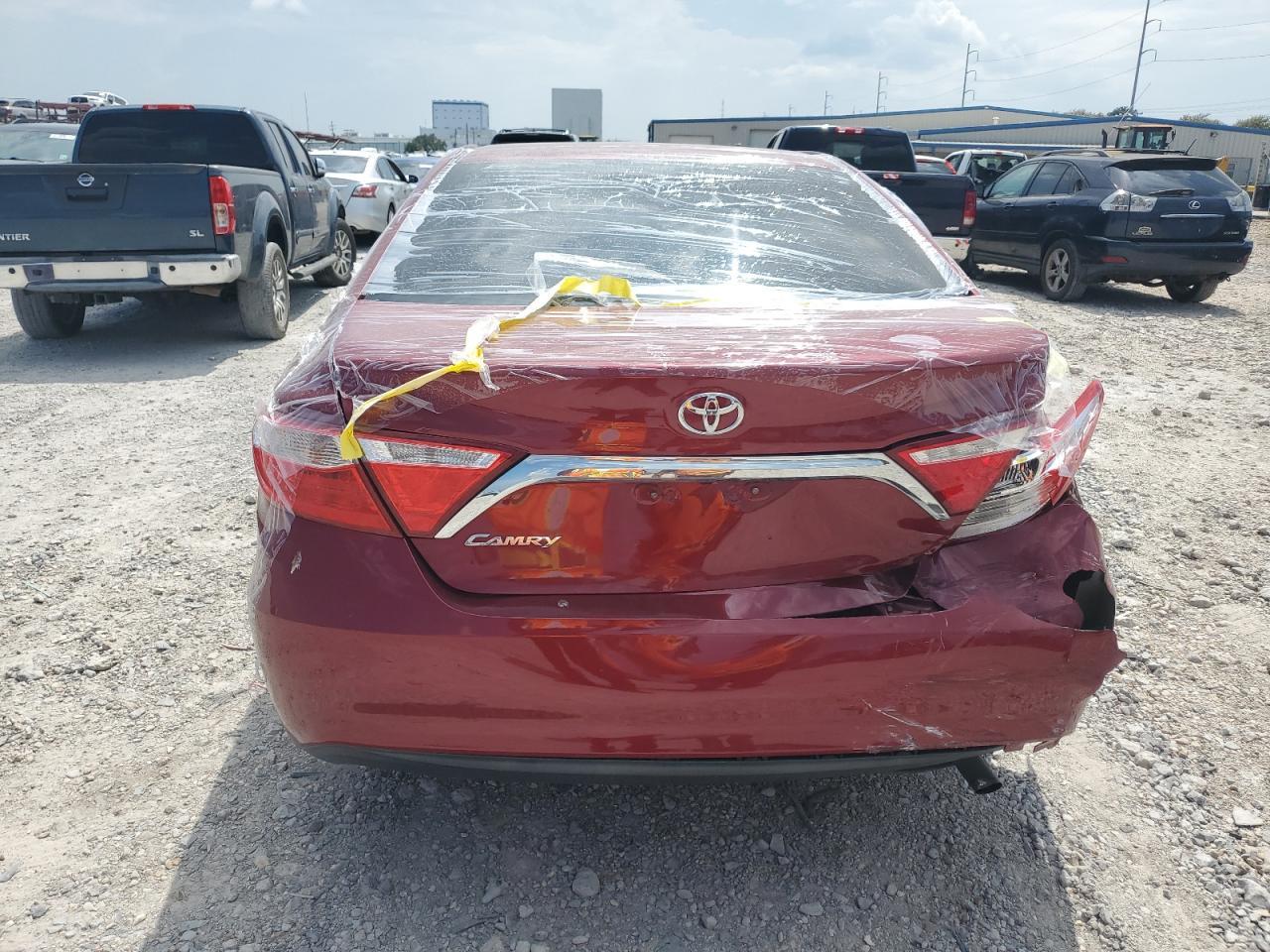2017 Toyota Camry Le - Фото 6