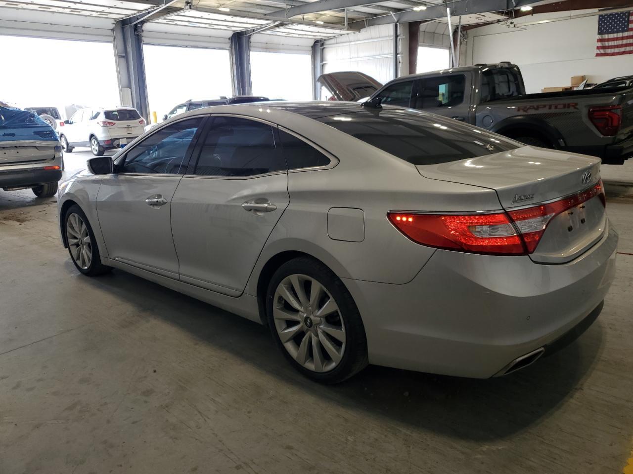 2016 Hyundai Azera Limited - Фото 2