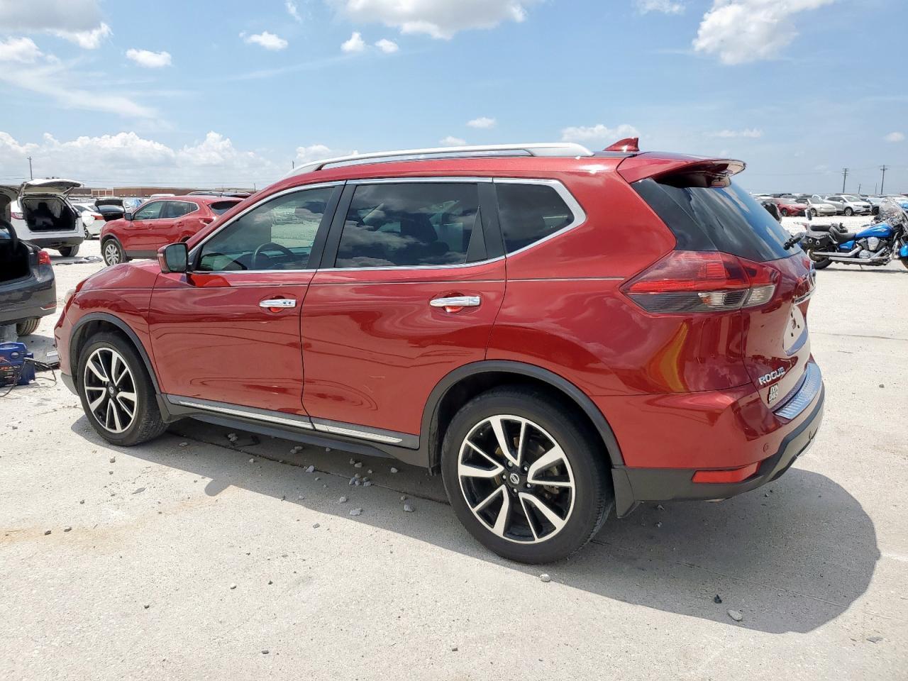 2020 Nissan Rogue S - Фото 2