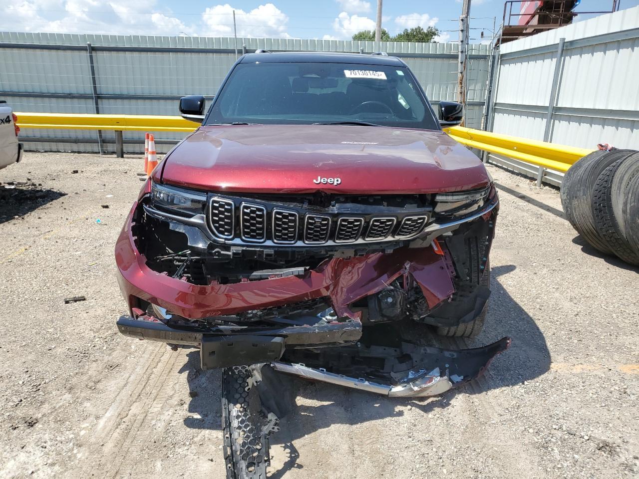 2021 Jeep Grand Cherokee L Summit - Image 5