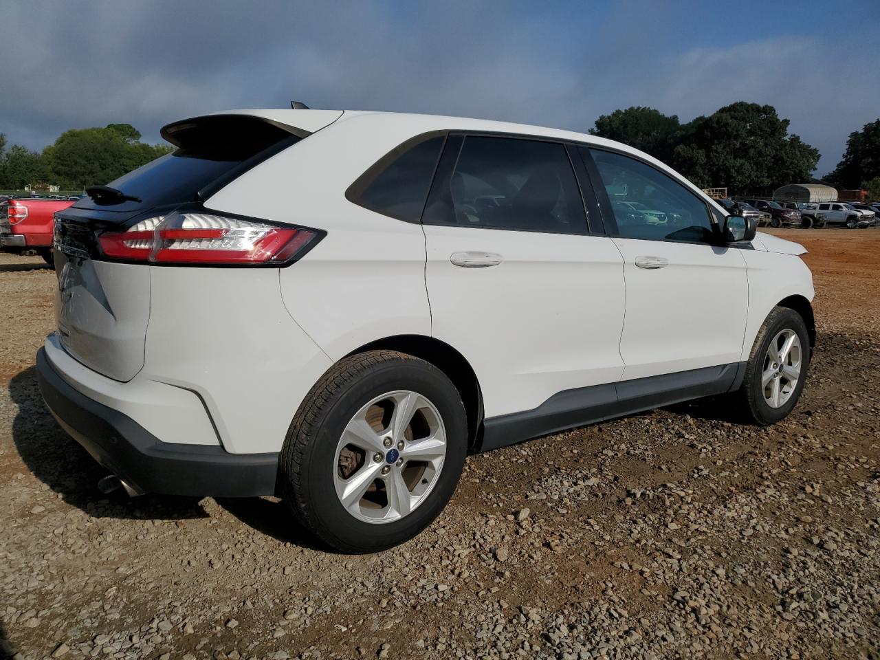 2020 Ford Edge Se - Фото 3