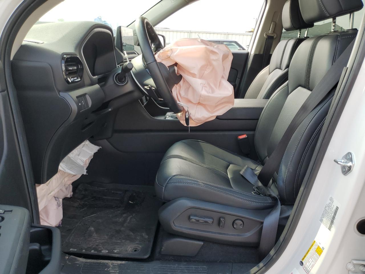 2025 Honda Pilot Touring - Image 7