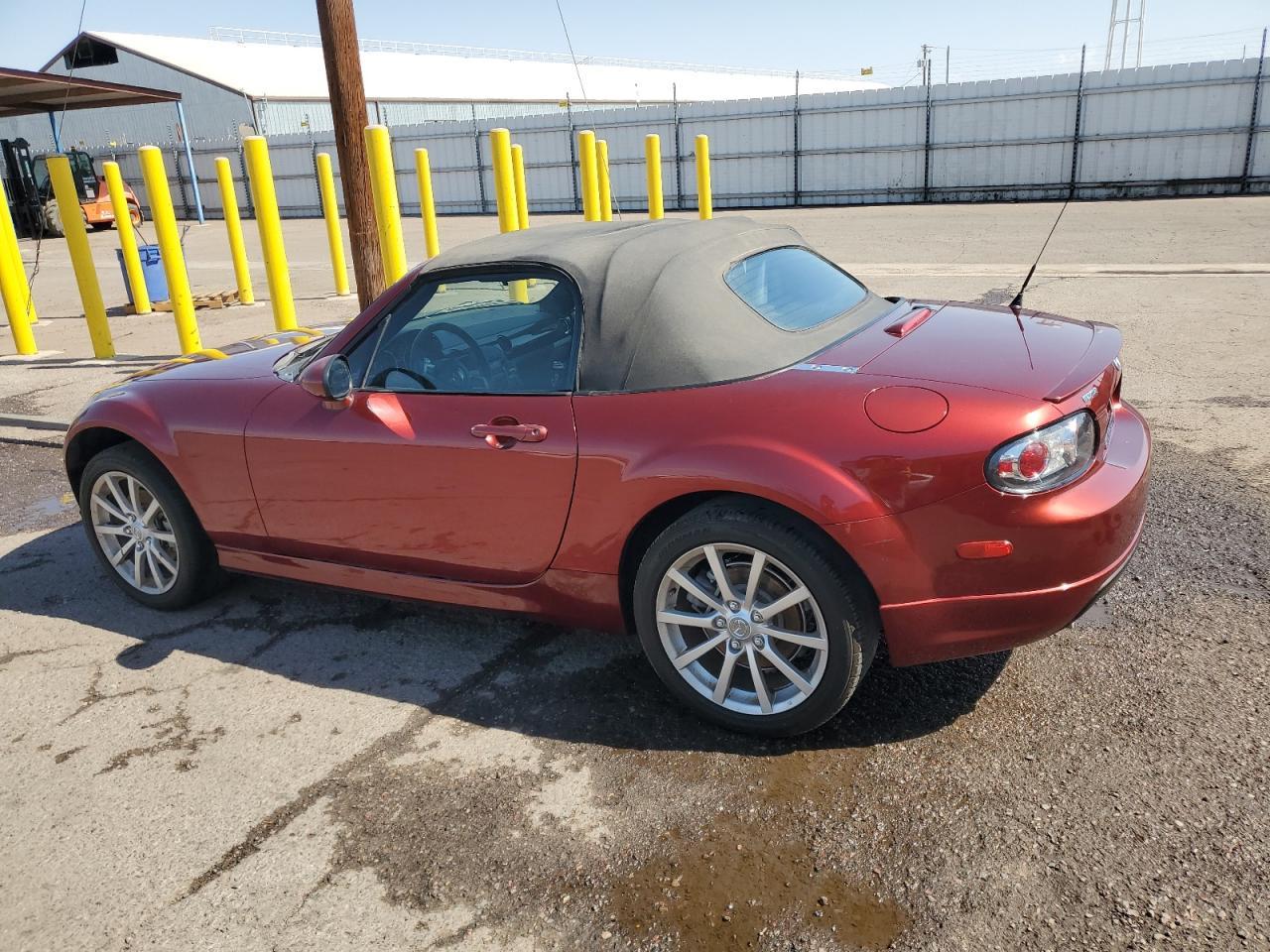 2006 Mazda Mx-5 Miata - Image 2