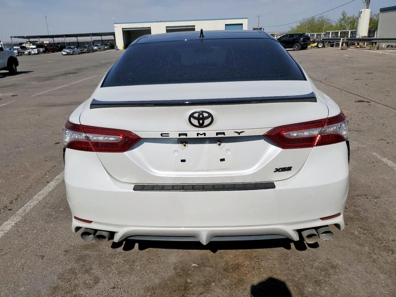 2020 Toyota Camry Xse - Фото 6
