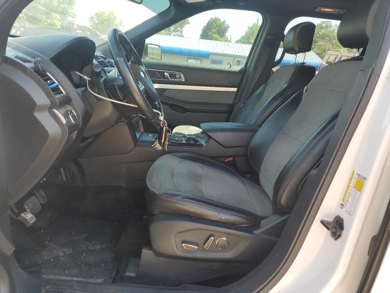 2017 Ford Explorer Xlt - Image 7