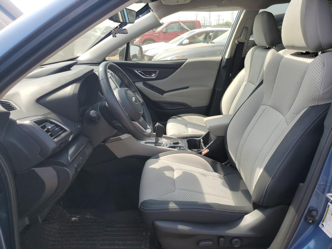 2022 Subaru Forester Premium - Фото 7