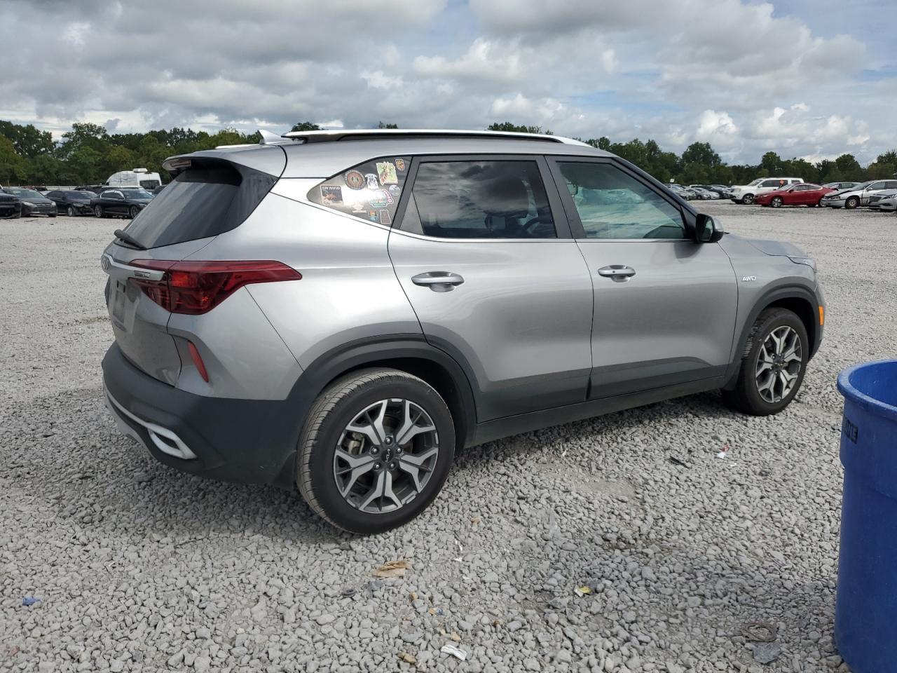 2022 Kia Seltos Ex - Фото 3