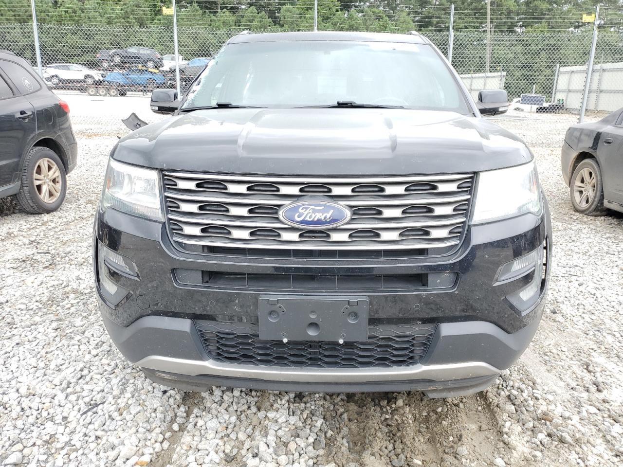 2017 Ford Explorer Xlt - Image 5