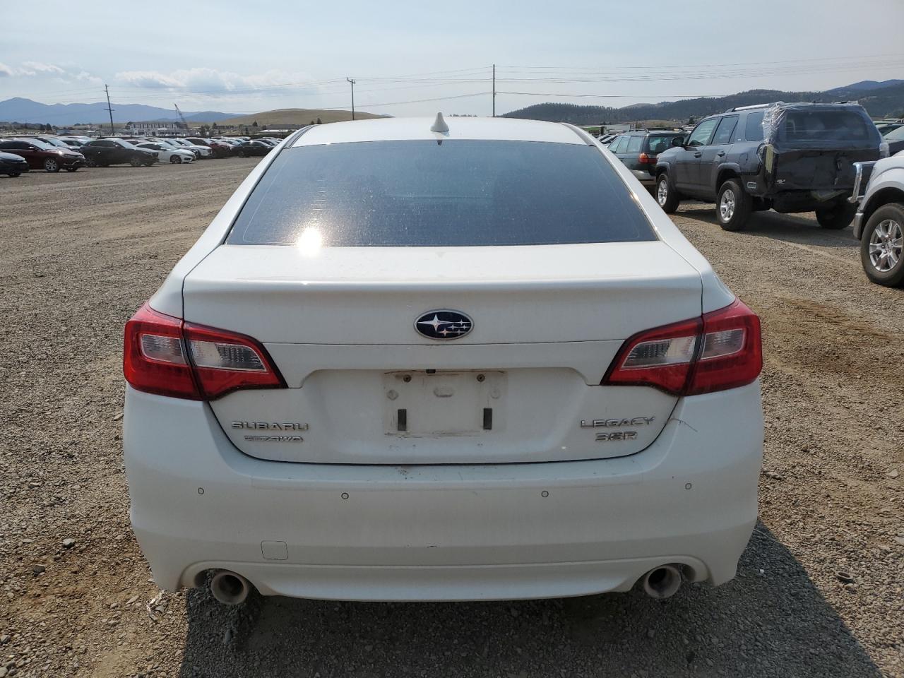 2017 Subaru Legacy 3.6R Limited - Фото 6