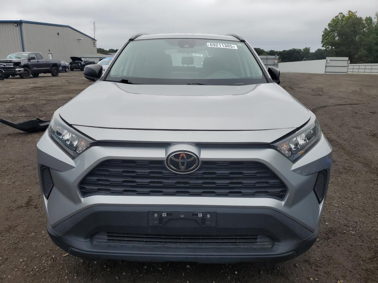 2021 Toyota Rav4 Le - Фото 5