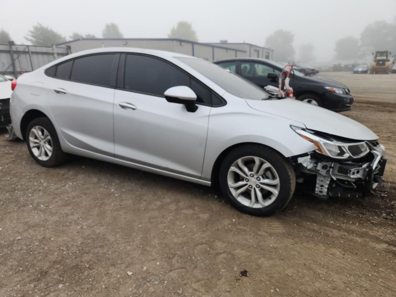 2019 Chevrolet Cruze Ls - Фото 4