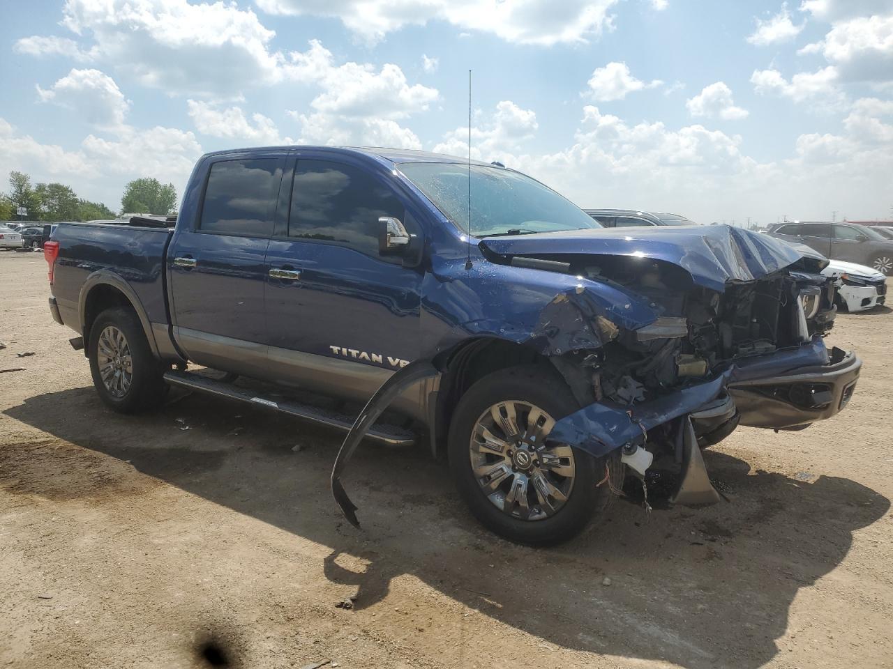 2019 Nissan Titan Sv - Image 4