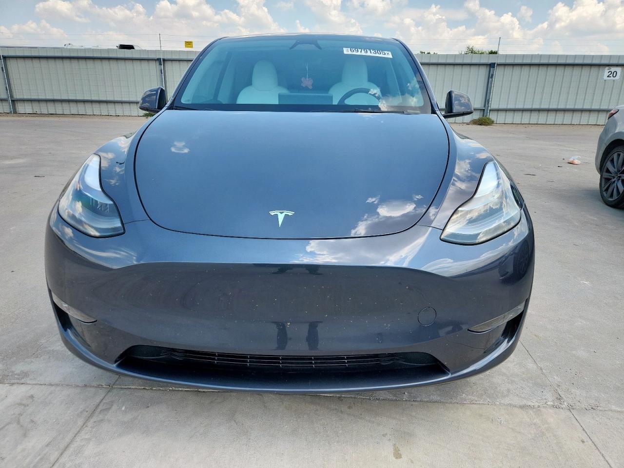 2023 Tesla Model Y - Фото 5