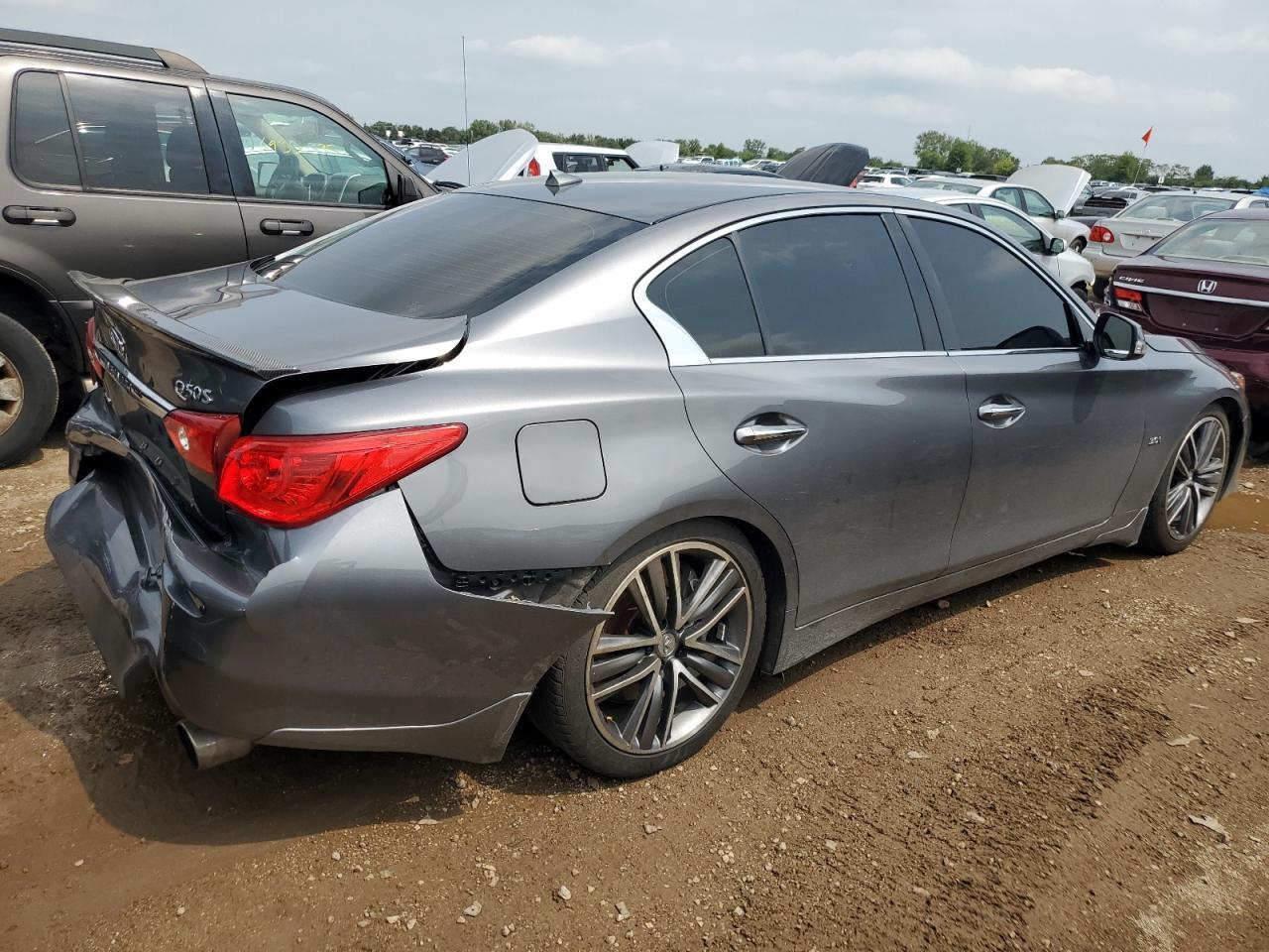 2017 Infiniti Q50 Premium - Image 3