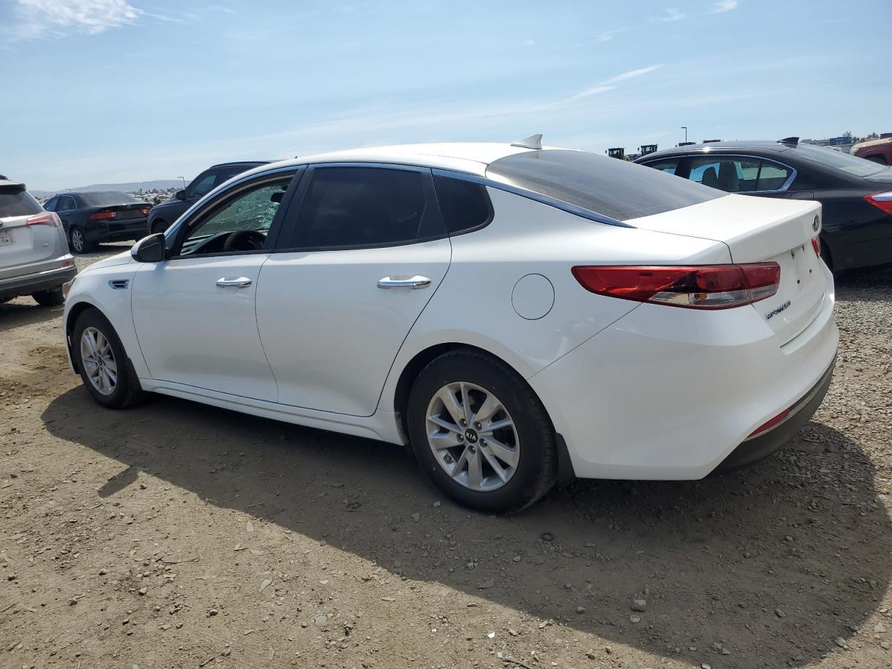 2016 Kia Optima Lx - Фото 2