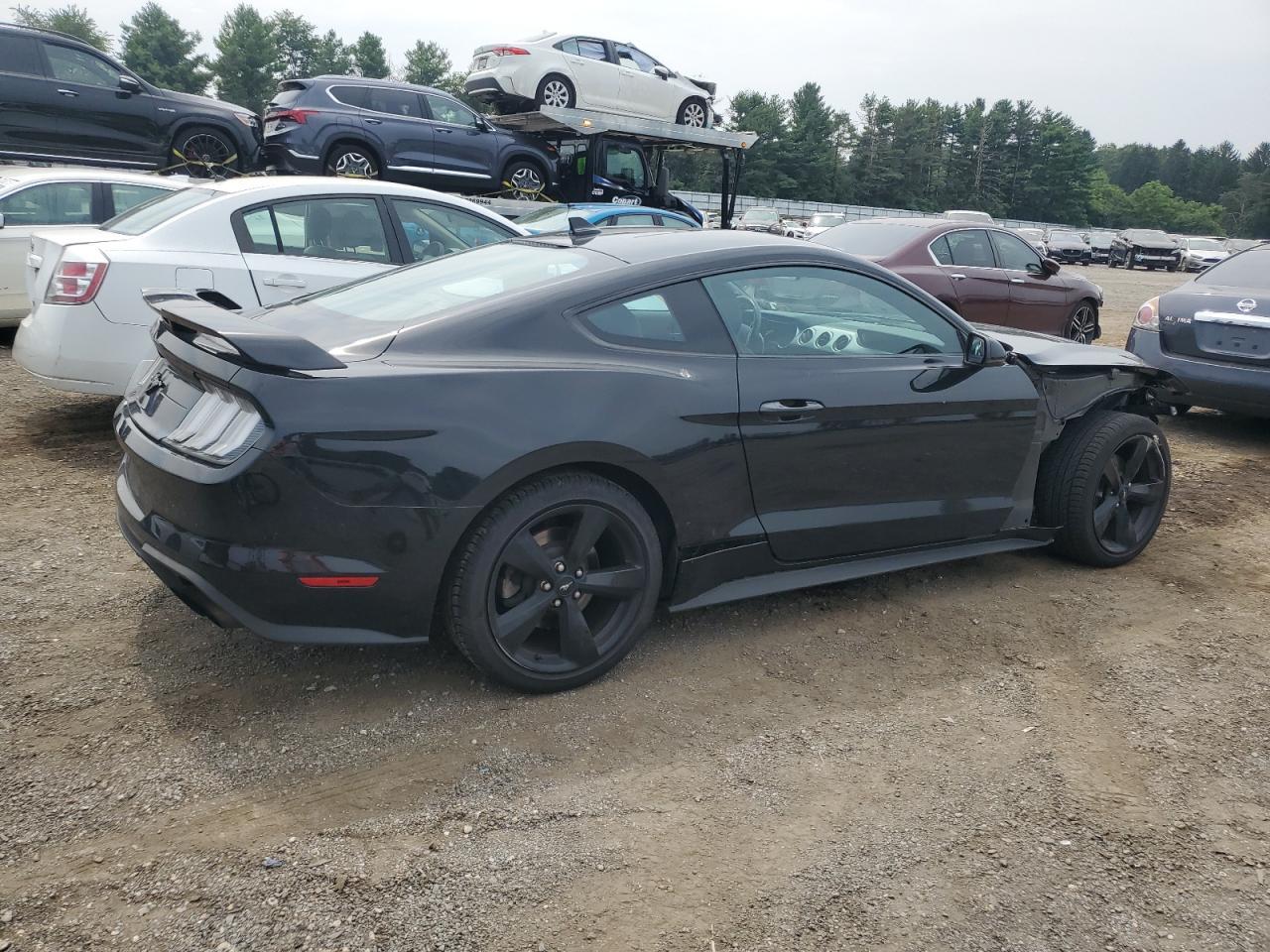 2022 Ford Mustang - Image 3