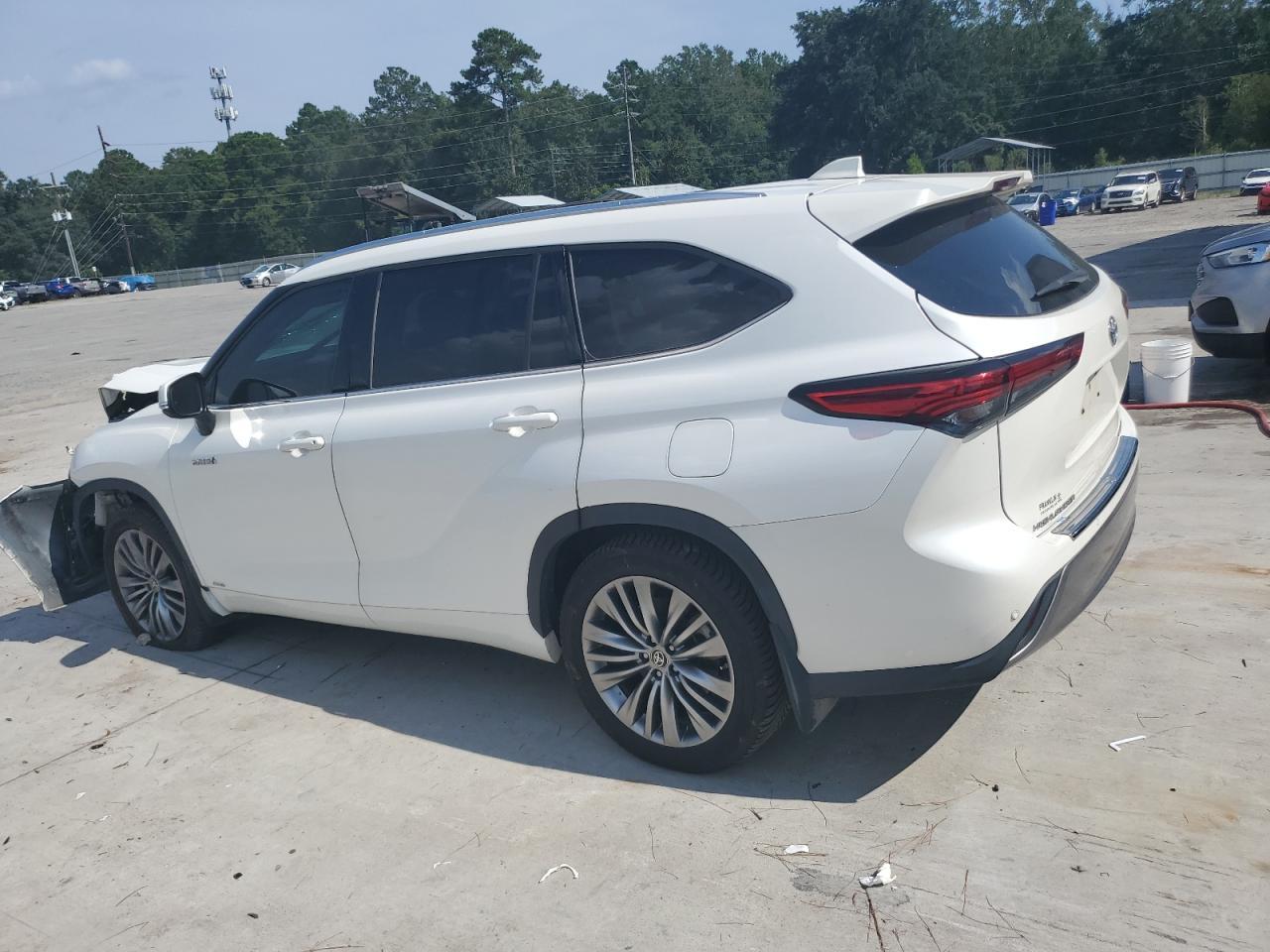2021 Toyota Highlander Hybrid Platinum - Фото 2