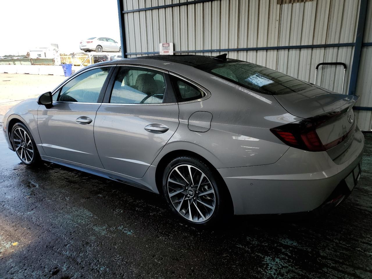 2023 Hyundai Sonata Limited - Фото 2