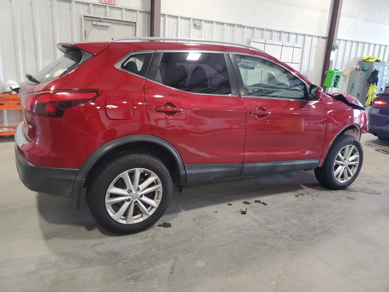 2018 Nissan Rogue Sport S - Image 3