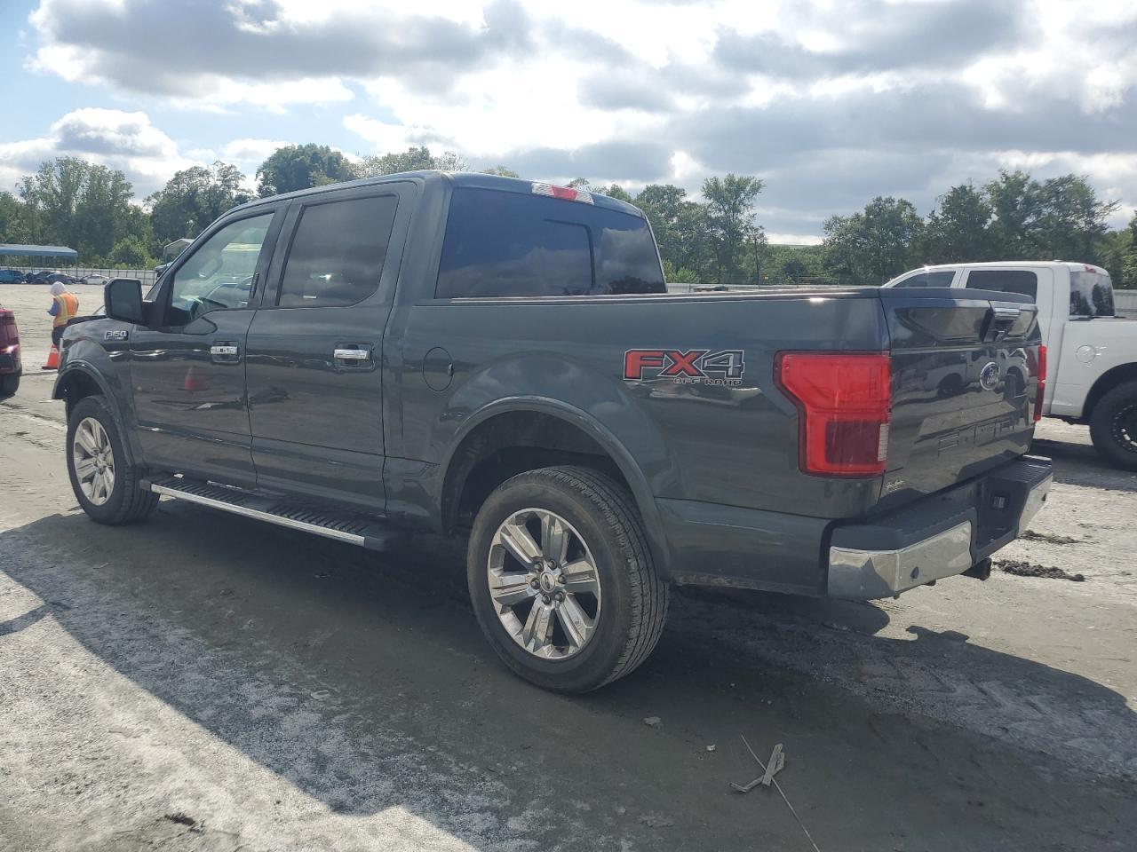 2018 Ford F150 Supercrew - Фото 2
