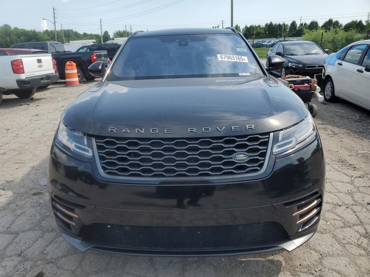 2018 Land Rover Range Rover Velar R-Dynamic Se - Image 5